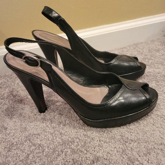 BCBGMaxAzria Black Leather Heels, size 8B/38 - Picture 5 of 6
